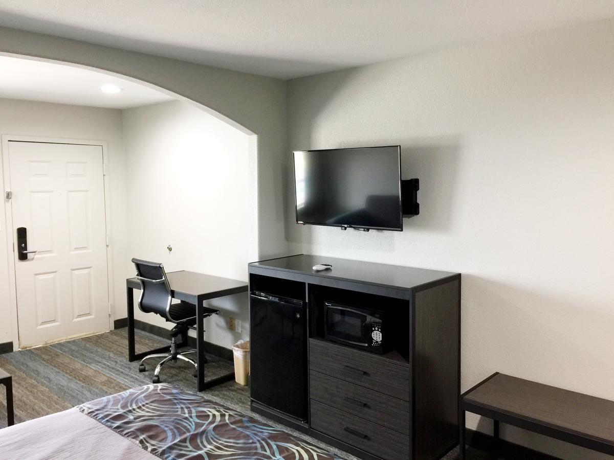 Americas Best Value Inn & Suites Mont Belvieu Houston Eldon Exterior foto