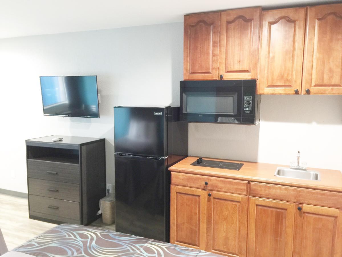 Americas Best Value Inn & Suites Mont Belvieu Houston Eldon Exterior foto